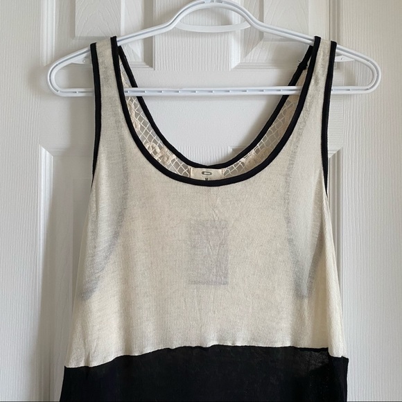 NWT - Urban Outfitters - Crochet Lace Top - Picture 3 of 5